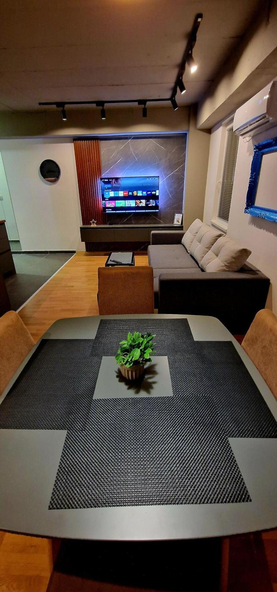Luxury Apartment Iva VI Szkopje Kültér fotó