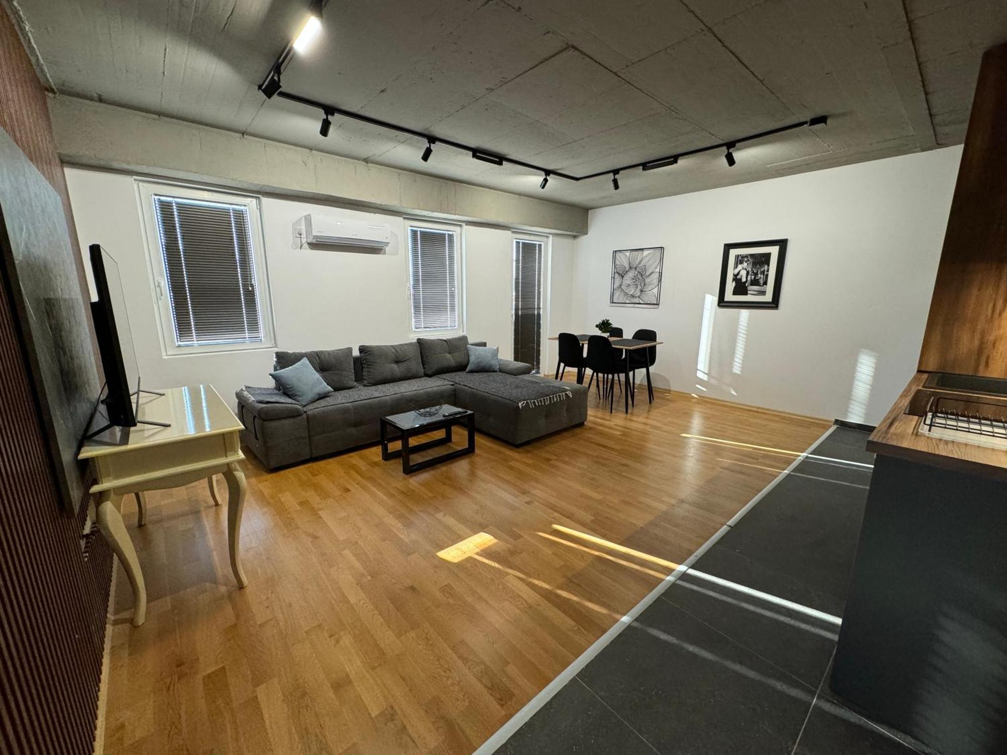 Luxury Apartment Iva VI Szkopje Kültér fotó